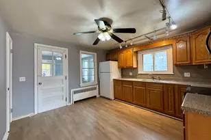 37 Alexander Ave, Waterbury, CT 06705 - Photo 4