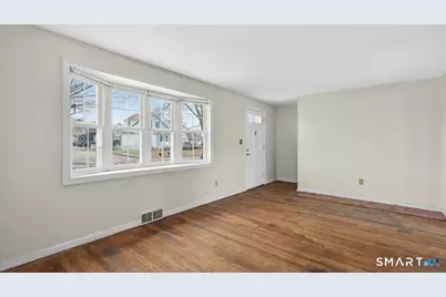 98 Oregon Avenue South, Milford, CT 06460 - Photo 4