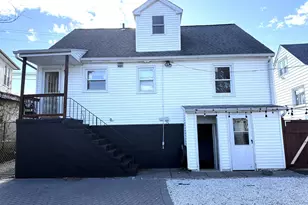 1584 Madison Ave, Bridgeport, CT 06606 - Photo 4