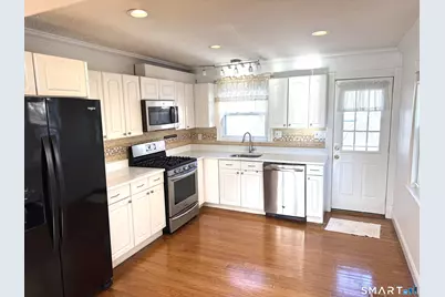 1584 Madison Avenue, Bridgeport, CT 06606 - Photo 6