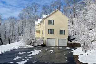 55A Butterfield Rd, Newtown, CT 06470 - Photo 4