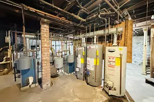 133 Quaker Ln S, West Hartford, CT 06119 - Photo 12