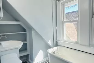 133 Quaker Ln S, West Hartford, CT 06119 - Photo 10