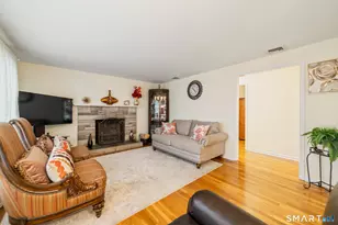 11 Whalley Rd, Trumbull, CT 06611 - Photo 12