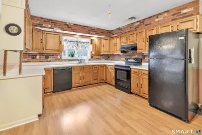 922 Baldwin Road, Woodbridge, CT 06525 - Photo 4