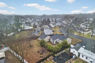 57 Glenmoor Dr, East Haven, CT 06512 - Photo 28