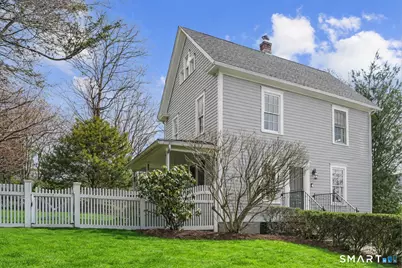 26 Taylor Place, Fairfield, CT 06890 - Photo 2