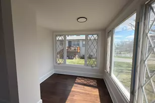 316 W Main St, Milford, CT 06460 - Photo 8