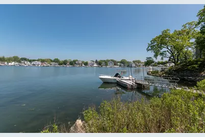 128 Five Mile River Road, Darien, CT 06820 - Photo 18