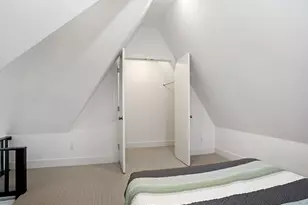 212 New Canaan Ave, Norwalk, CT 06850 - Photo 16