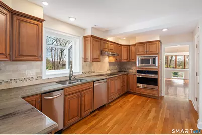 264 Chestnut Hill Road, Norwalk, CT 06851 - Photo 4