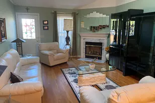 885 Glacier Way, Southington, CT 06489 - Photo 2