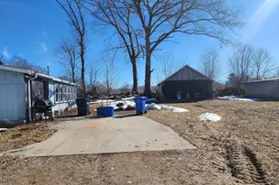 216 Angel Rd, Pomfret, CT 06259 - Photo 4