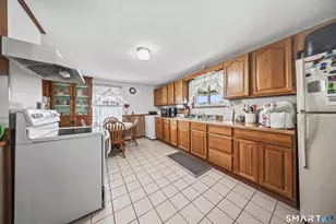 14 Washington St, Naugatuck, CT 06770 - Photo 22