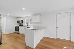 98 W Main St, Chester, CT 06412 - Photo 6