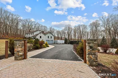 17 Abbotts Hill Road, Newtown, CT 06470 - Photo 4