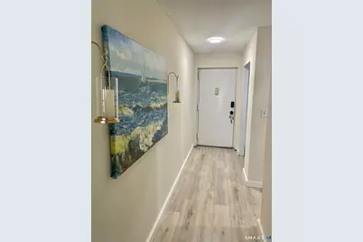 308 Meadowside Road #APT 101, Milford, CT 06460 - Photo 4