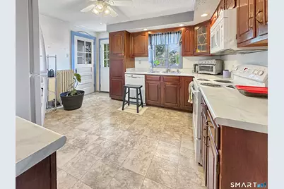 6 John Avenue, Waterford, CT 06375 - Photo 14