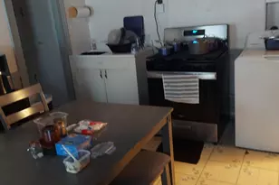 58-60 Benton St, Hartford, CT 06114 - Photo 8