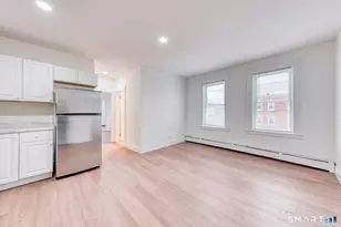 152 Oak St, New Britain, CT 06051 - Photo 6