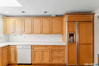 30 Currituck Road, Newtown, CT 06470 - Photo 4