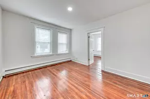 152 Oak St, New Britain, CT 06051 - Photo 12