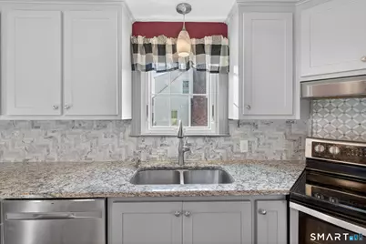 32 Garvan Street, Newington, CT 06111 - Photo 12