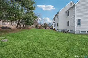 42 Hastings Ln, Stamford, CT 06905 - Photo 22