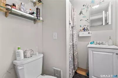 148 Pleasant Street, Enfield, CT 06082 - Photo 36