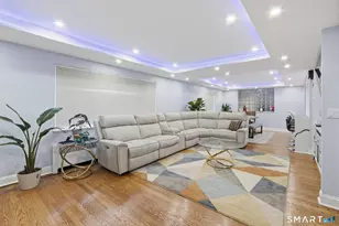 589 Racebrook Rd, Orange, CT 06477 - Photo 8