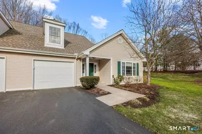 10 Eaton Circle #10, West Hartford, CT 06117 - Photo 2