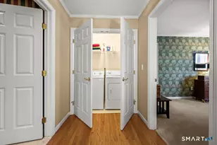 10 Eaton Cir, West Hartford, CT 06117 - Photo 18