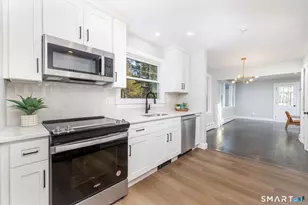 51 Hepburn Rd, Hamden, CT 06517 - Photo 2