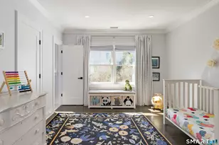 27 Raymond St, New Canaan, CT 06840 - Photo 22