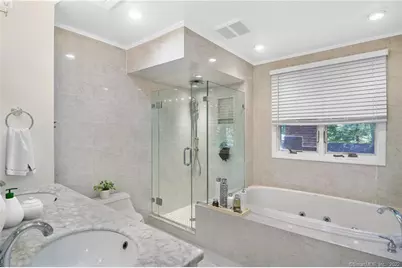 35 Jordan Lane, Stamford, CT 06903 - Photo 18