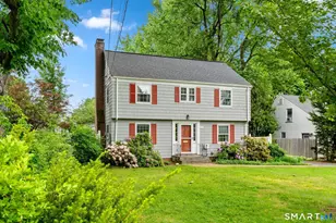 160 Sedgwick Rd, West Hartford, CT 06107 - Photo 2