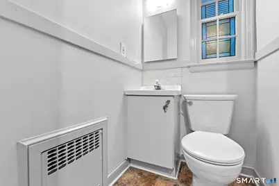 160 Sedgwick Road, West Hartford, CT 06107 - Photo 16