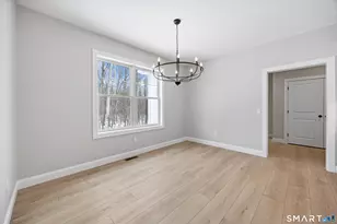 27 Greenwich Pl, Colchester, CT 06415 - Photo 8