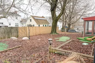 37 Mathewson Ave, Enfield, CT 06082 - Photo 2