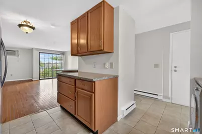 181 Loomis Drive #APT 140, West Hartford, CT 06107 - Photo 8