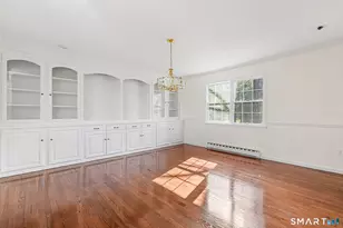 8 Woodlawn Dr, Bethel, CT 06801 - Photo 14