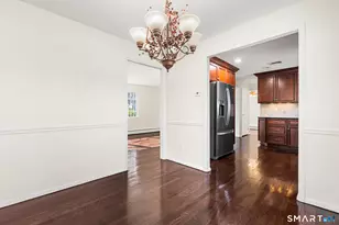 8 Woodlawn Dr, Bethel, CT 06801 - Photo 8