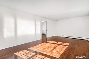 8 Woodlawn Dr, Bethel, CT 06801 - Photo 4