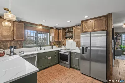 11 Smith Avenue, East Lyme, CT 06357 - Photo 12