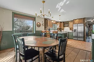 11 Smith Ave, East Lyme, CT 06357 - Photo 10