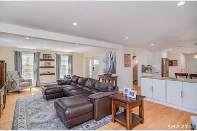 44 Gelding Hill Road, Newtown, CT 06482 - Photo 6