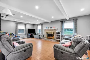 30 Clinton Pl, Wallingford, CT 06492 - Photo 4