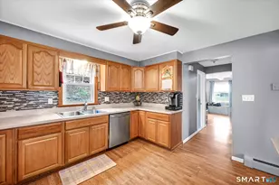 30 Clinton Pl, Wallingford, CT 06492 - Photo 14