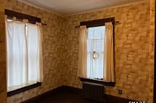 2 Salem St, Naugatuck, CT 06770 - Photo 12