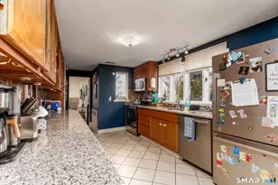 357 Long Hill Rd, Wallingford, CT 06492 - Photo 12